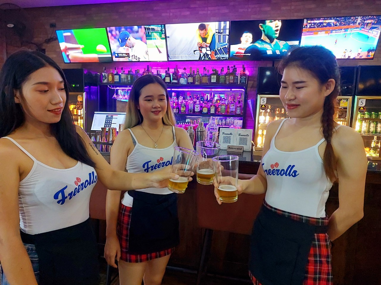 Meet people in Chiang mai, Thailand