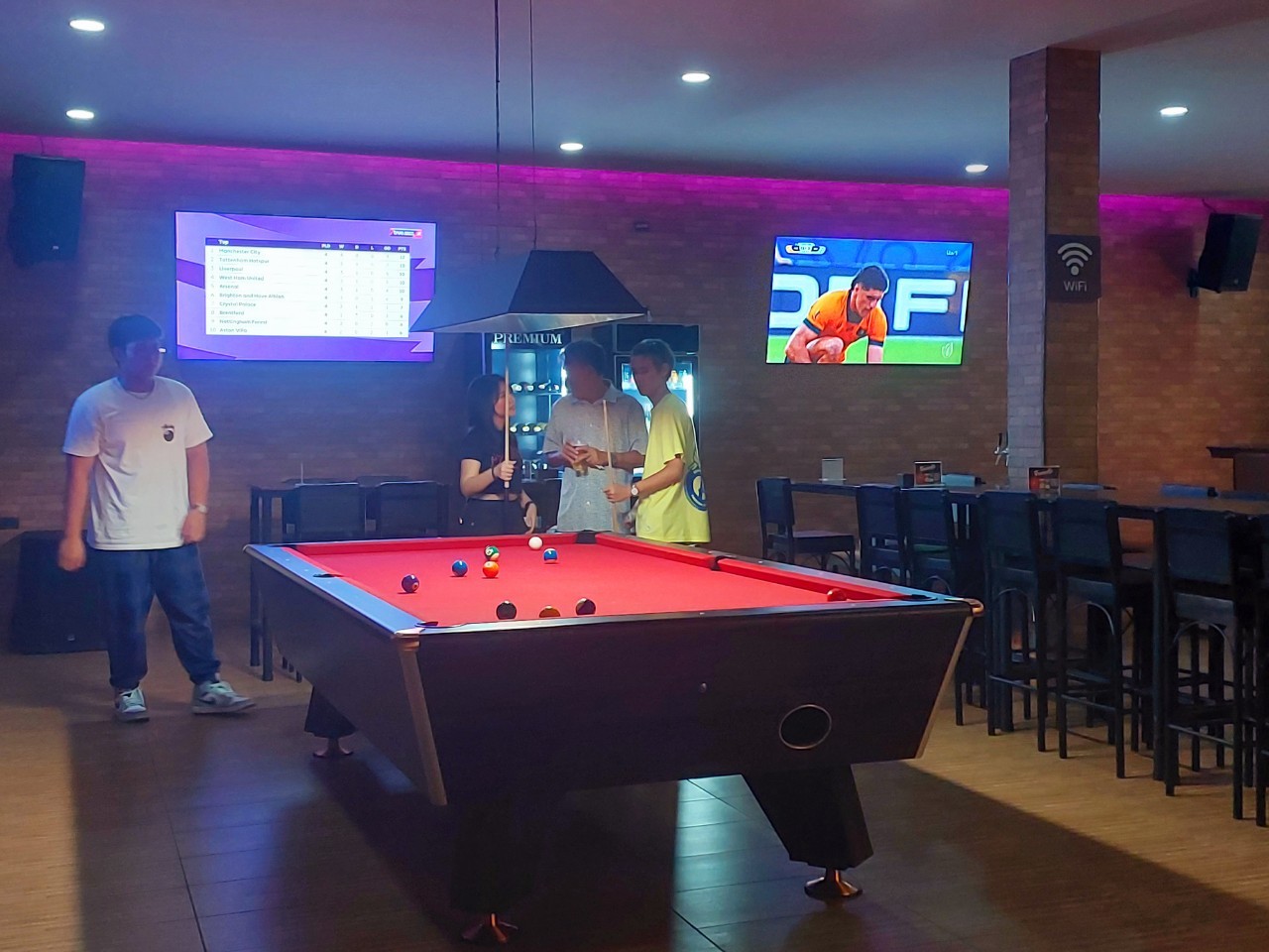 Tips for enjoying games with locals