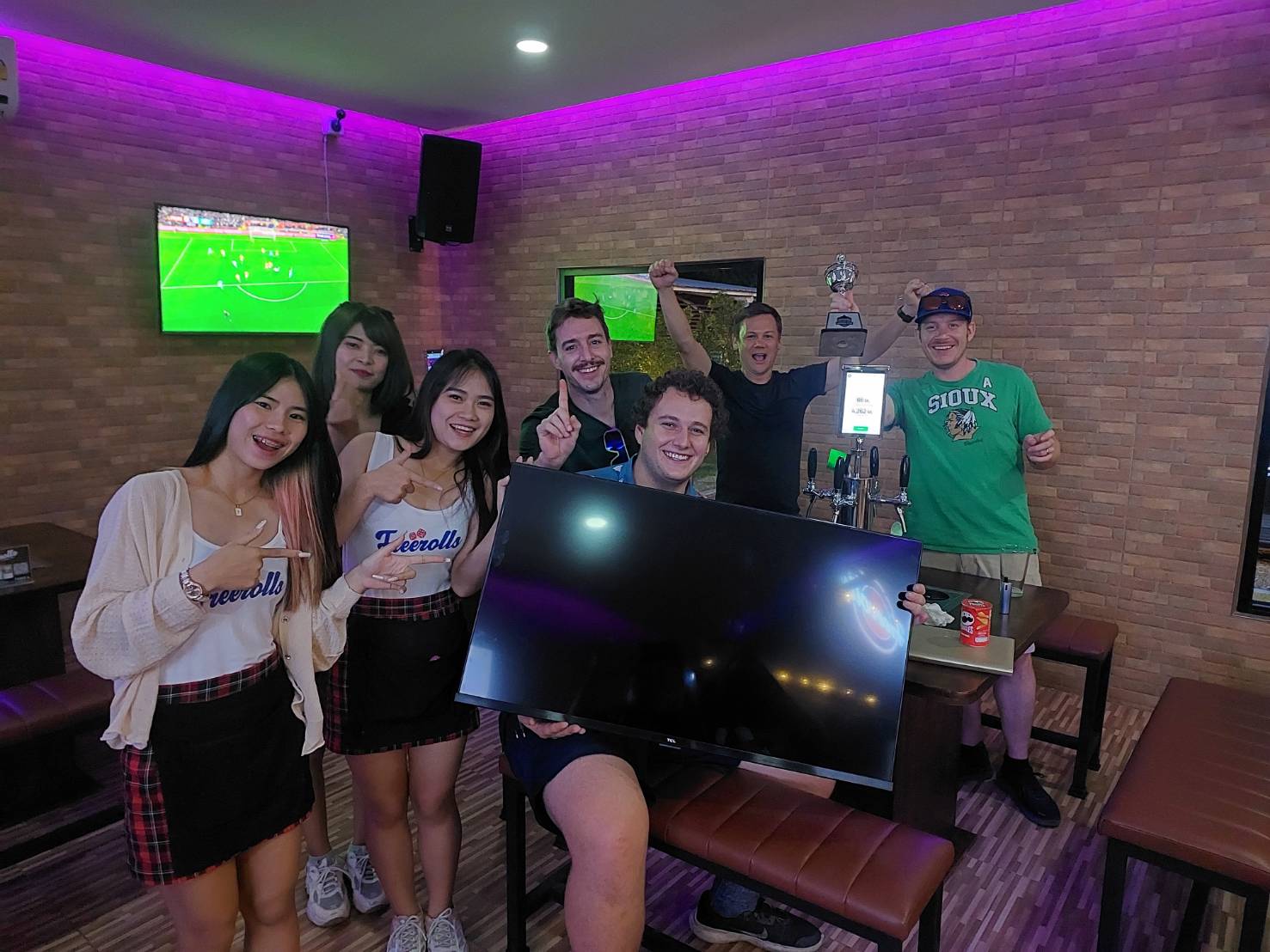 Win a TV at freerolls