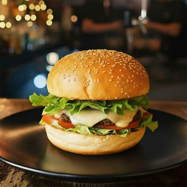 ビーフチーズバーガー