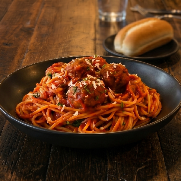 スパゲティと豚肉のミートボール